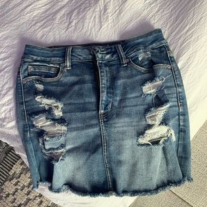 american eagle distressed jean skirt